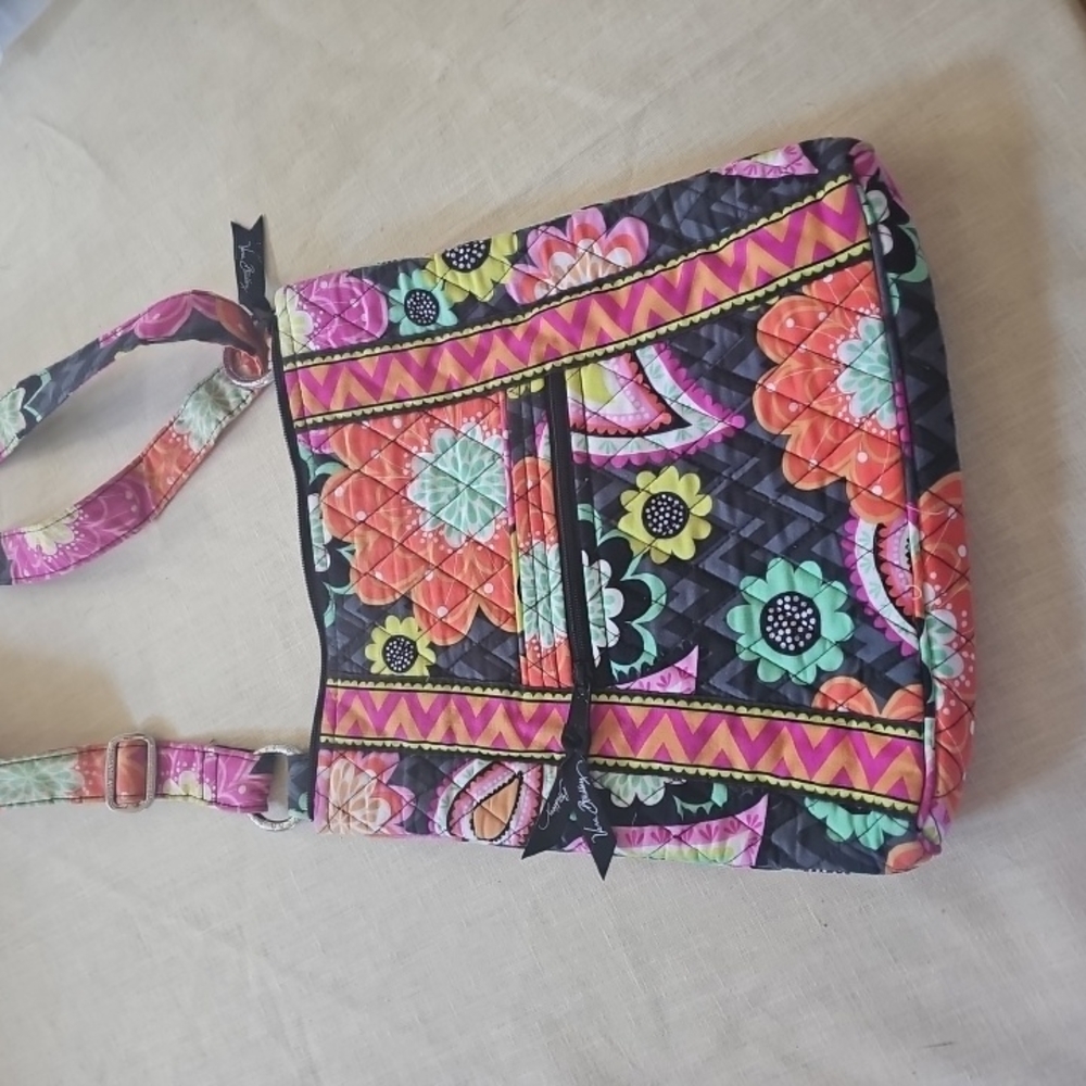 Vera Bradley ZIGGY ZINNIA Floral Crossbody Triple Zip Hipster Handbag Purse